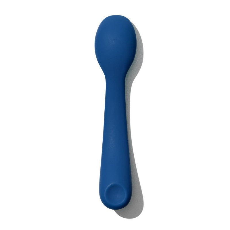 "Baby lepels van BPA-vrije silicone in blauw – perfect voor zelfstandig leren eten"
