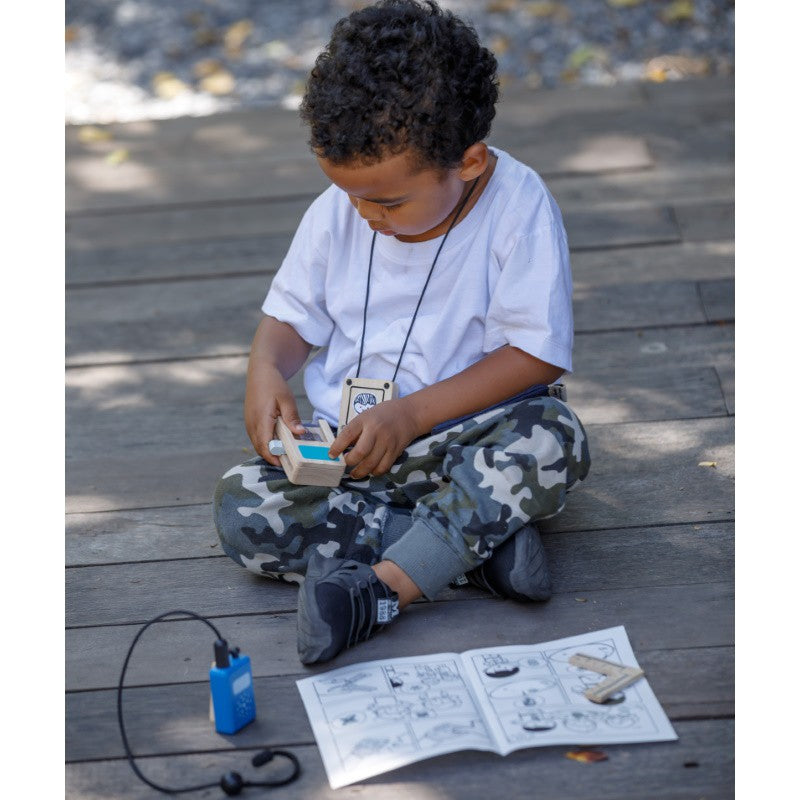 secret agent wooden set plan toys