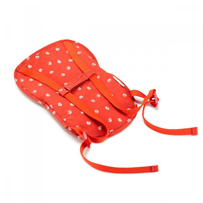 "Detail van poppendraagzak met streepjes en vosjes – geschikt voor poppen zoals Lou en Noa"