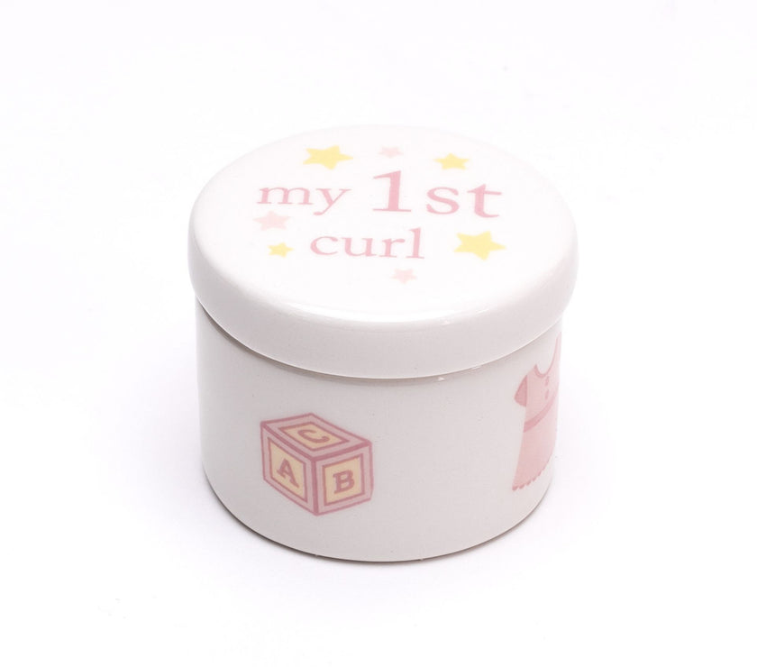 Witte keramische set met roze en gele accenten – baby’s eerste mijlpalen bewaren